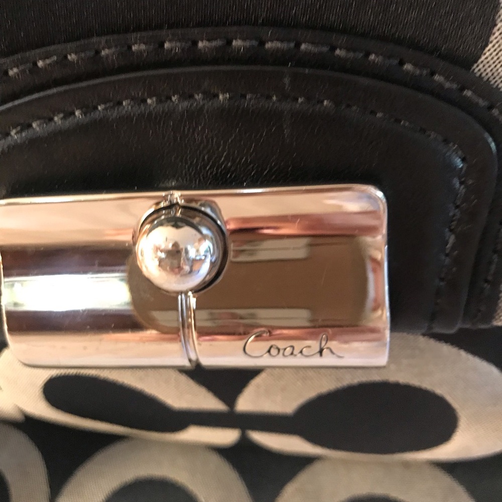 Coach Bag - Picture 5 of 6